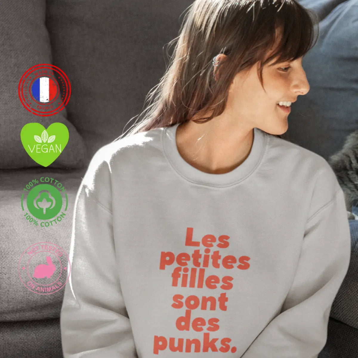 Sweat shirt femme les petites filles sont des punks