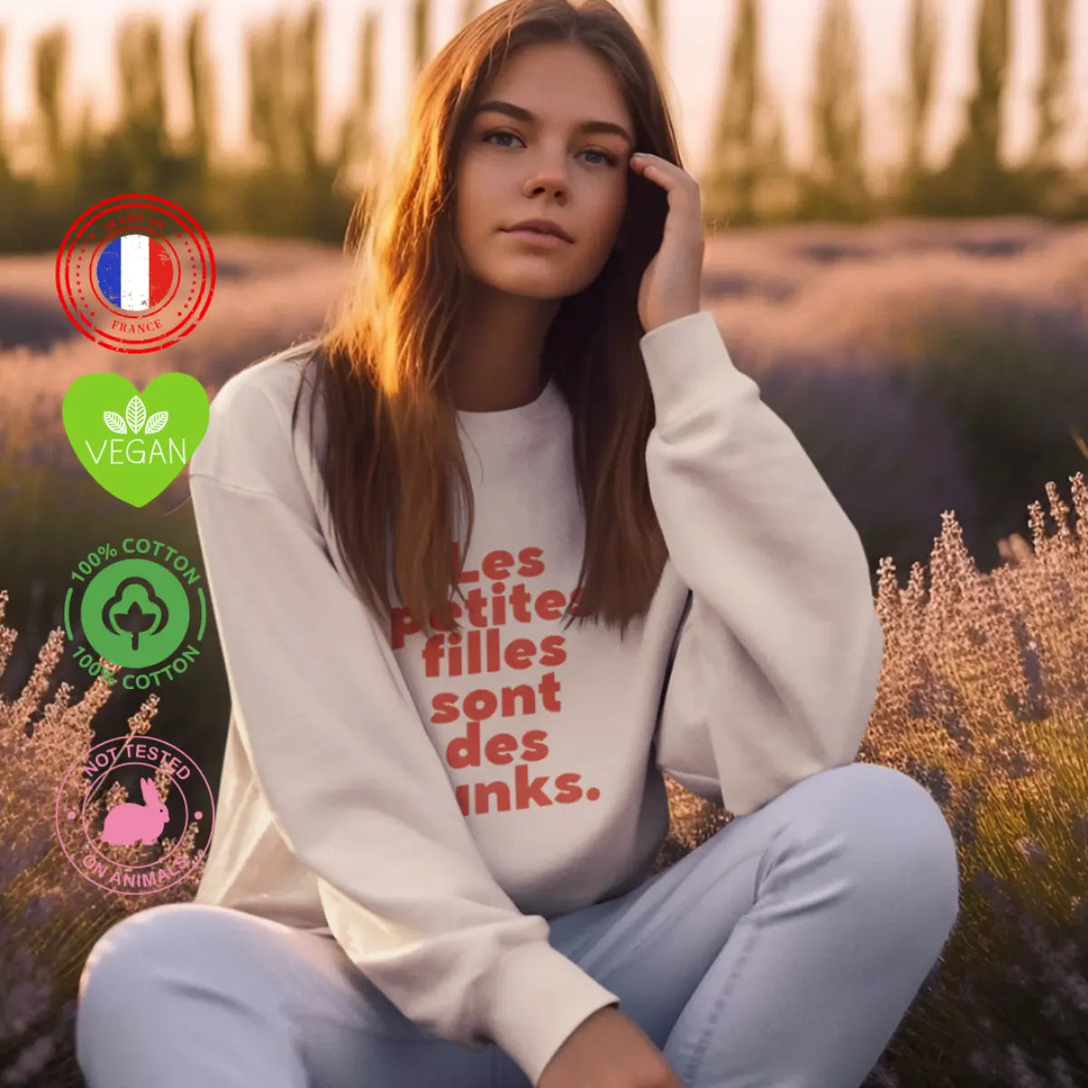 Sweat shirt femme les petites filles sont des punks
