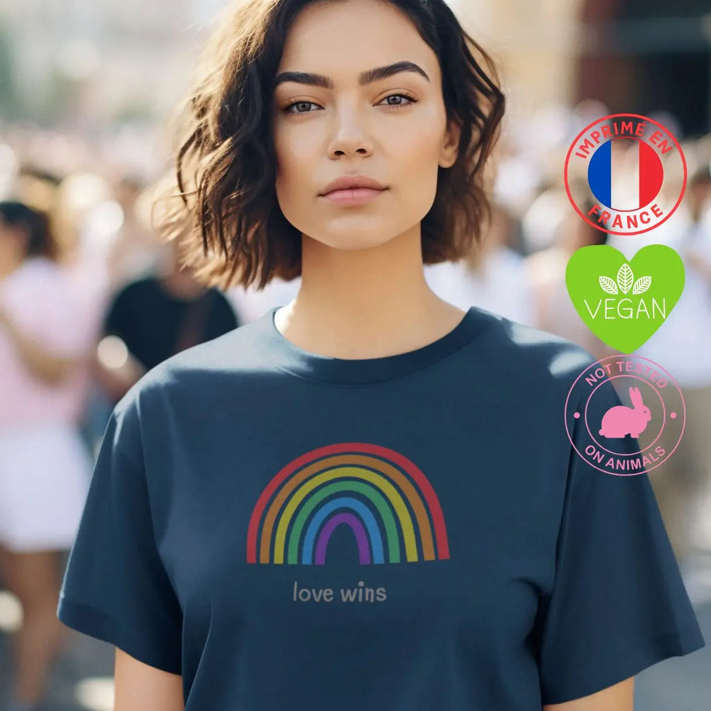 T-shirt rainbow pride love wins unisexe

