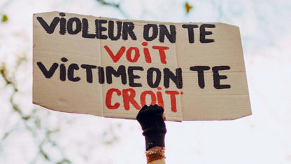 t shirt féministe Violeurs on vous voit victimes on vous croit